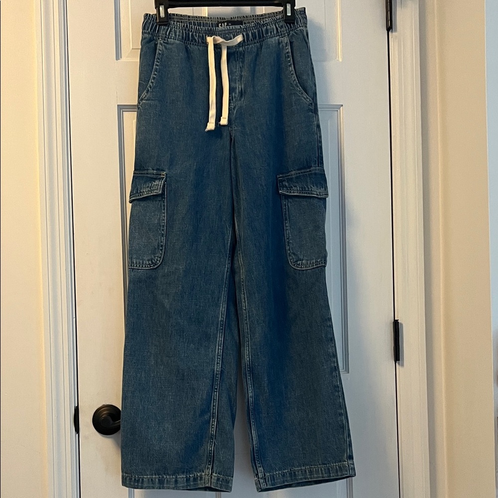 GAP Denim High-Rise Wide-Leg Cargo Jeans